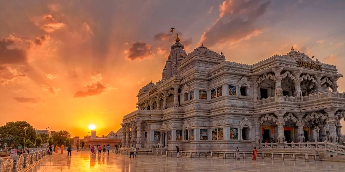 wootrips-1-day-delhi-to-mathura-and-vrindavan-sightseeing-tour-package-private-car-header
